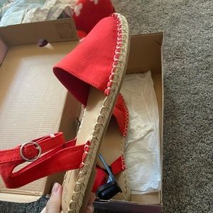 Red time and tru sandals with strap